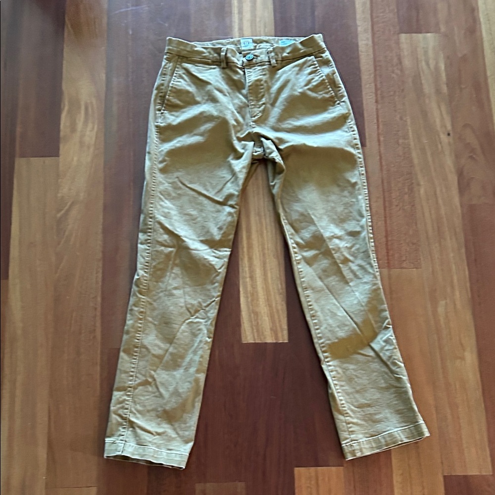 GAP Men's Khaki Chinos
